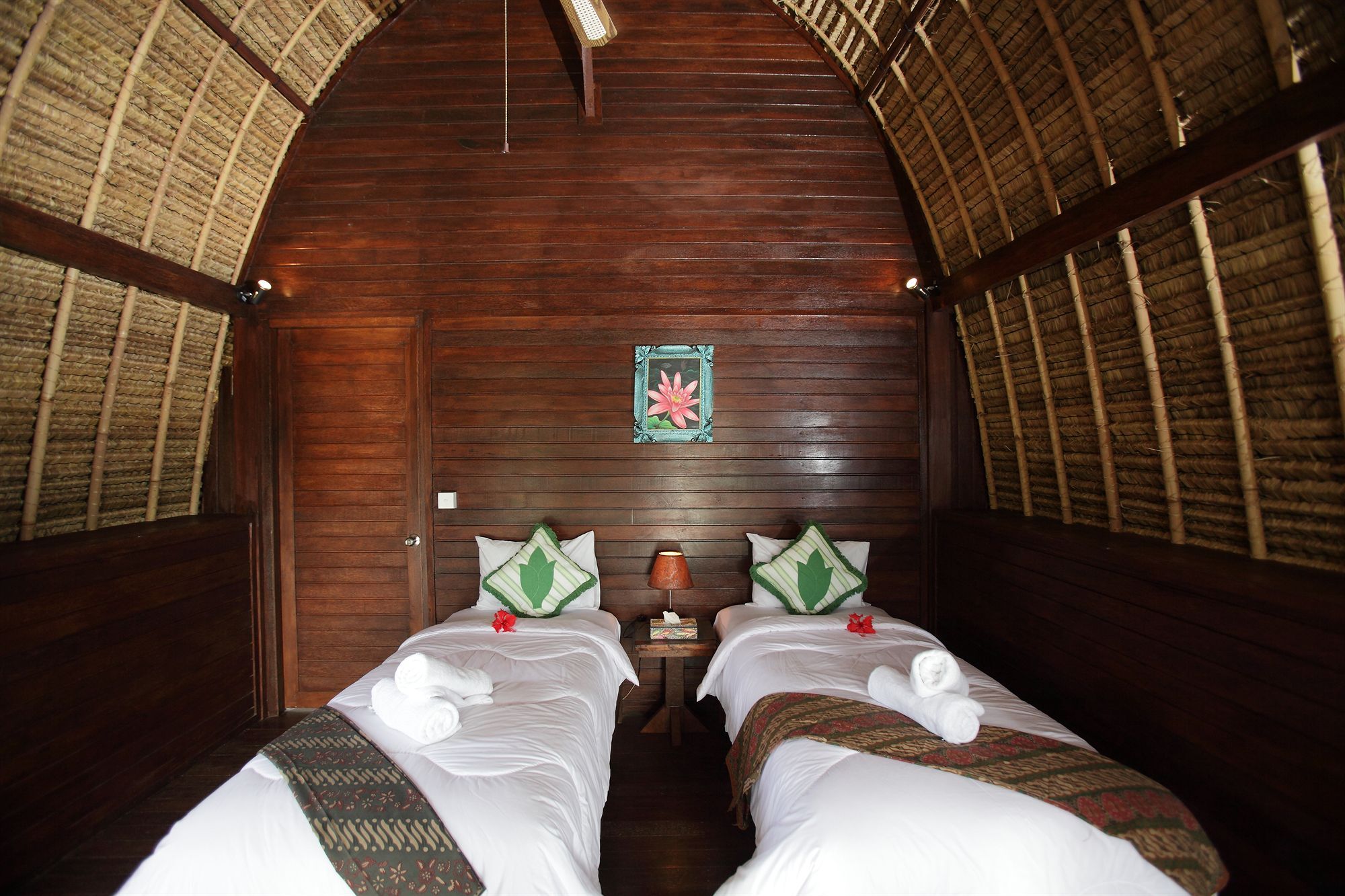 Sunset Coin Lembongan Otel Nusa Lembongan Dış mekan fotoğraf