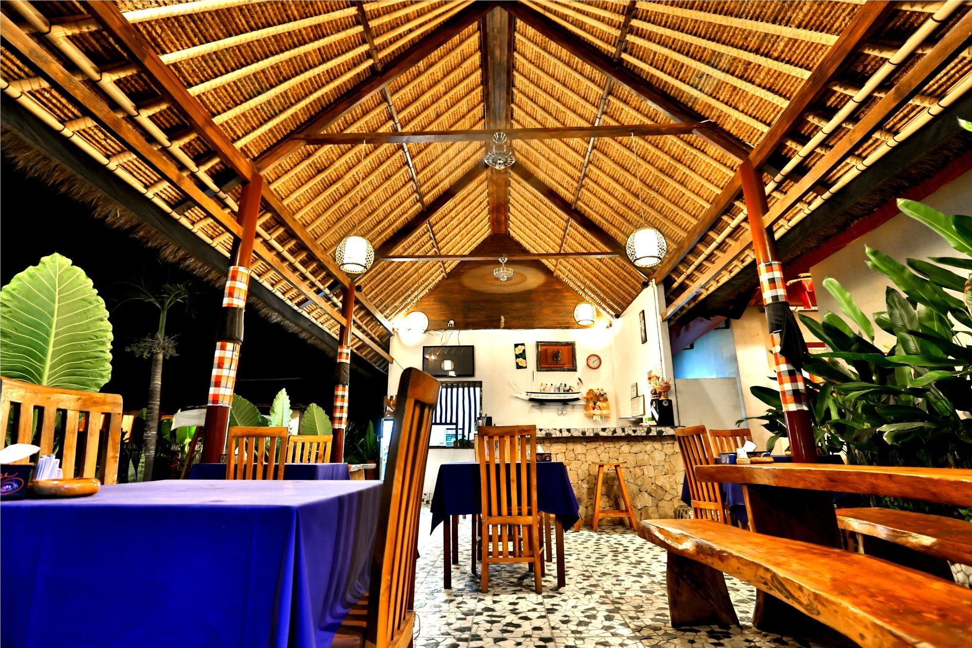Sunset Coin Lembongan Otel Nusa Lembongan Dış mekan fotoğraf