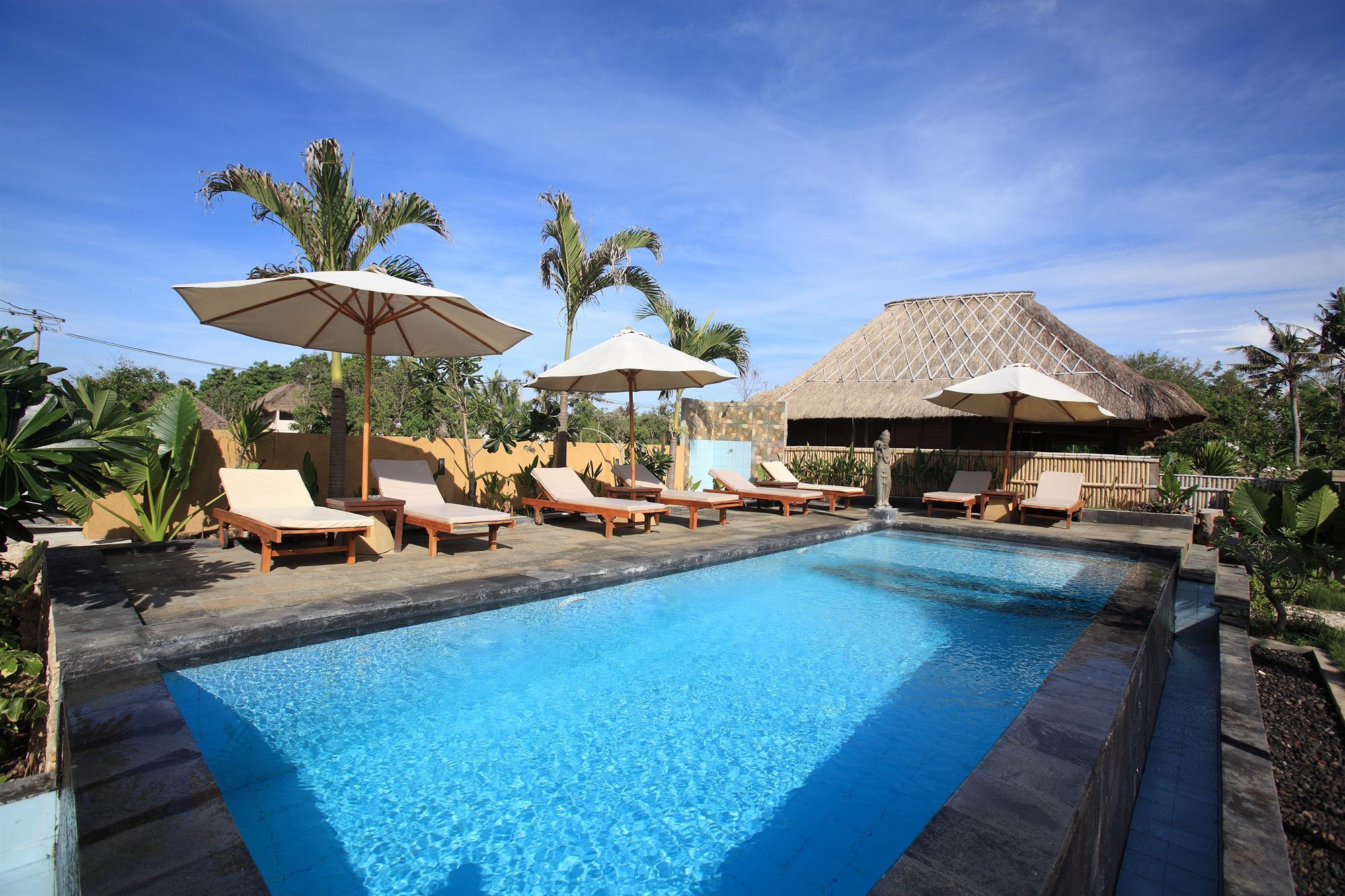 Sunset Coin Lembongan Otel Nusa Lembongan Dış mekan fotoğraf